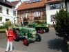Alte „Schlepper“ auf Hacksteins (Gerdmanns) Hof. (© Detlef Battefeld)