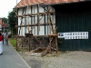 Bautechniken bei ehemals Ruhwedels Haus, Gerüstaufbau der Vergangenheit. (© Detlef Battefeld)